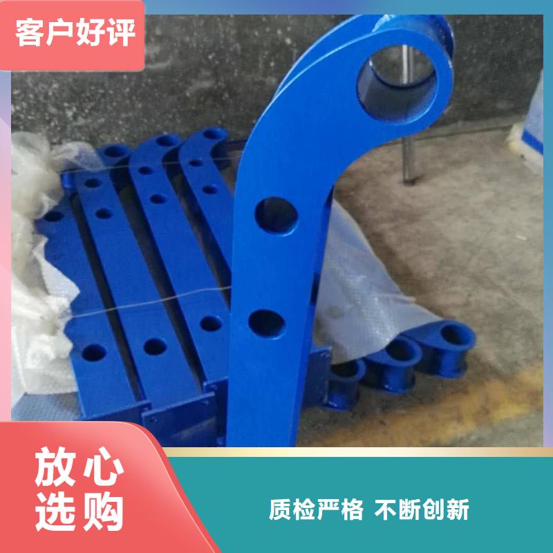 道路護(hù)欄,道路隔離護(hù)欄量少也做價(jià)格有優(yōu)勢