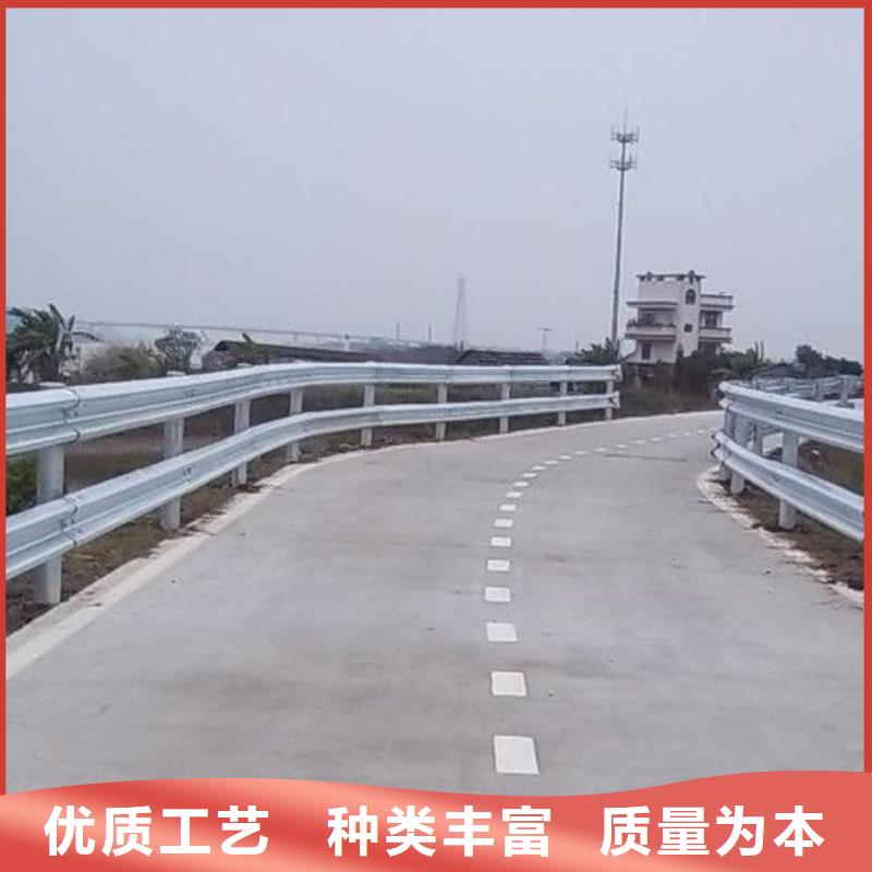 道路護欄LED防護欄桿品質優良技術先進