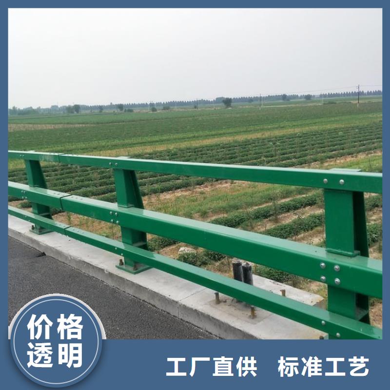 護欄廠家鋼板立柱用心制造滿足客戶需求