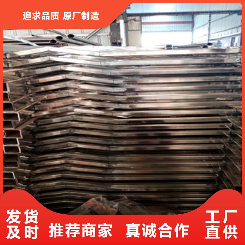 不銹鋼復合管欄桿_公路防撞護欄聯系廠家真正的源頭廠家