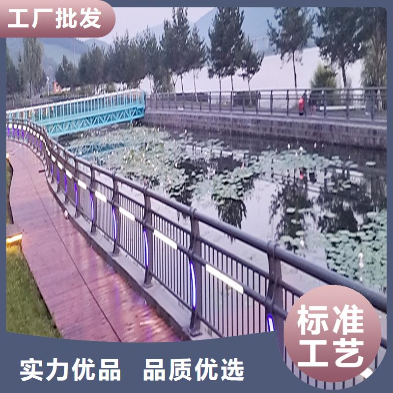 防撞燈光護欄案例自產自銷