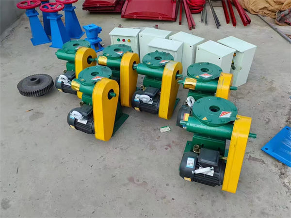螺桿式啟閉機(jī)手電兩用啟閉機(jī)專業(yè)設(shè)計(jì)