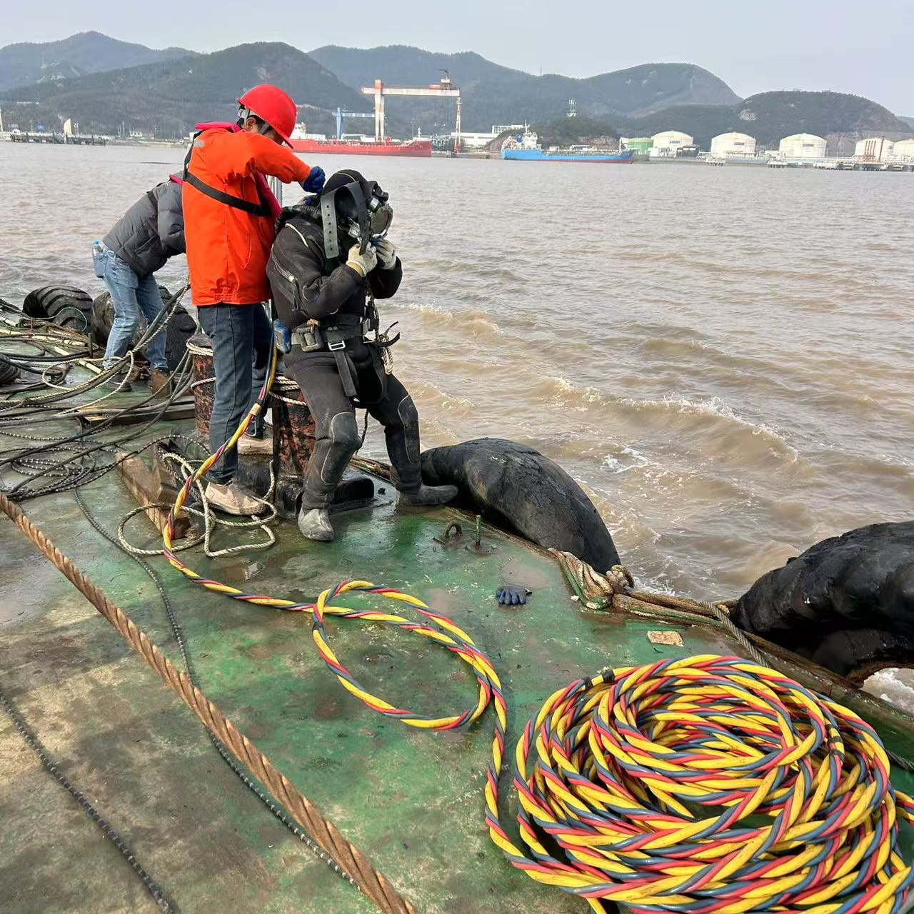 水庫堵漏工程-水泥樁水下切割拆除-承接全省水下作業