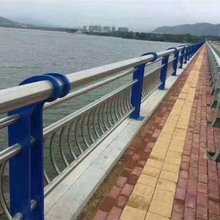 道路护栏钢索道路防撞栏杆诚信经营质量保证
