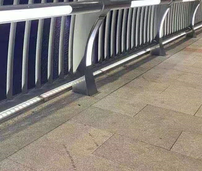 【護欄】不銹鋼碳素鋼復合管廠N年生產經驗0中間商差價