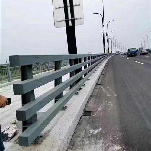 護欄供貨及時