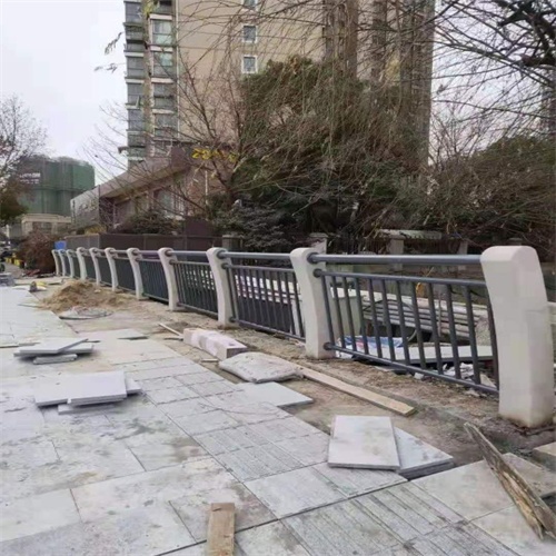 橋梁處防撞護欄鋼板加工