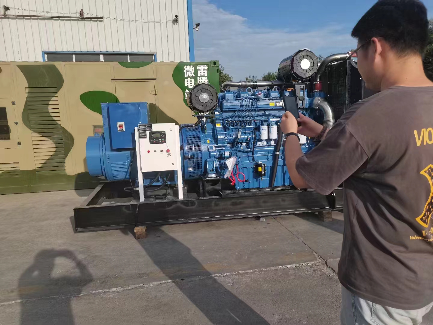 和平大城租柴油發(fā)電機一天多少錢施工隊伍用心做好細節(jié)