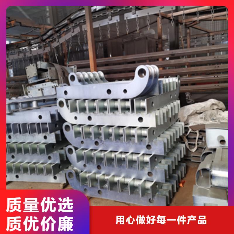 防撞護欄立柱價格公道來廠考察當(dāng)?shù)毓?yīng)商