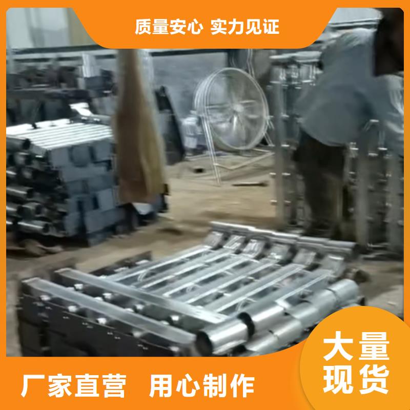 護欄立柱_鍍鋅波形護欄現貨滿足大量采購可接急單