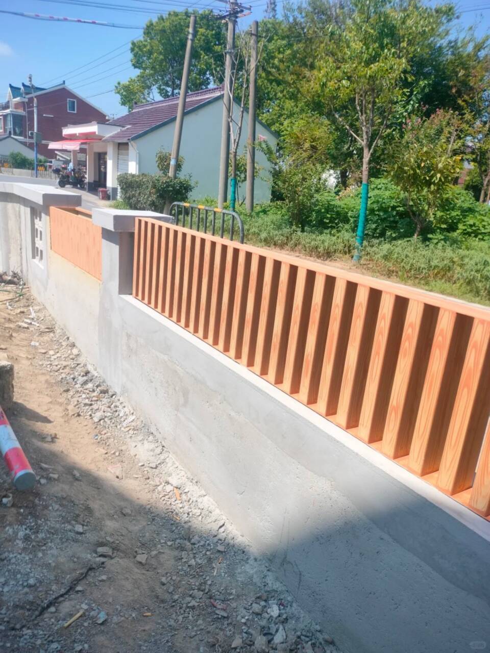 不銹鋼仿木紋漆全包施工多少錢