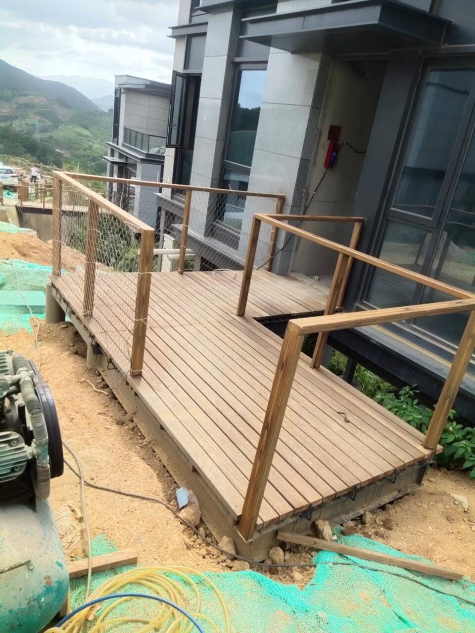 園林建筑木紋漆，內(nèi)外墻木紋漆，藝術(shù)涂料包工包料