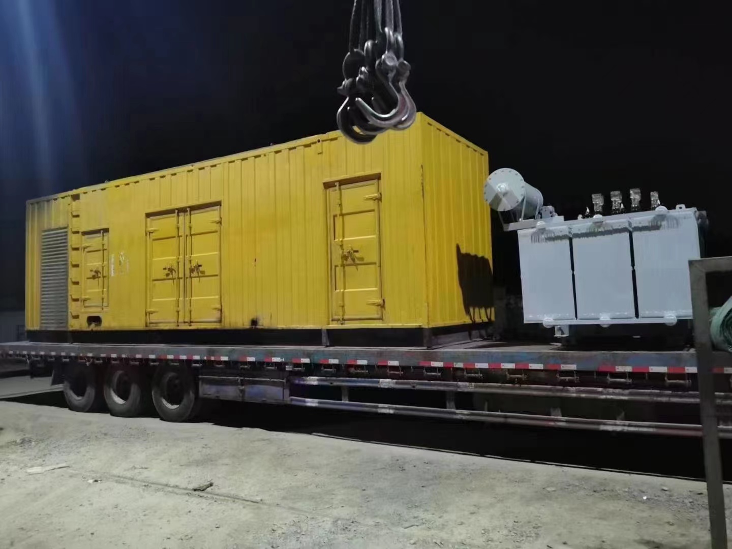 【發(fā)電機(jī)出租租賃發(fā)電機(jī)電纜線出租備用電源出租應(yīng)急發(fā)電機(jī)出租500kw發(fā)電機(jī)租賃專業(yè)團(tuán)隊(duì)】當(dāng)?shù)亟?jīng)銷商