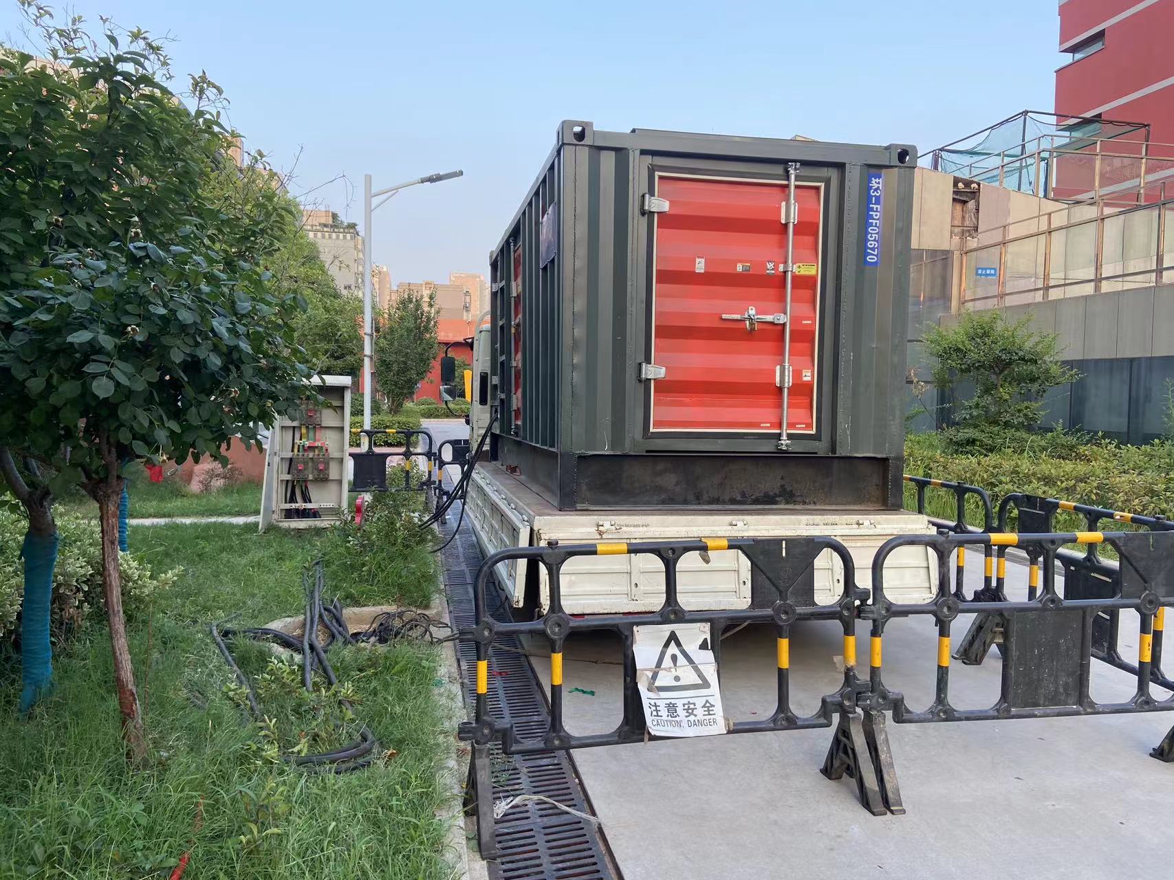 200KW發電機出租租賃400KW發電機電纜線出租UPS電源出租300kw發電機租賃靠譜商家