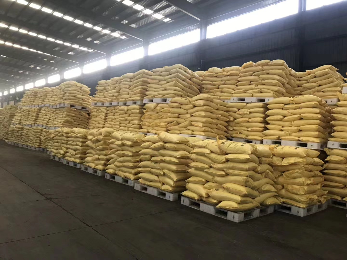 聚合氯化鋁_工業(yè)硫酸亞鐵來圖定制滿足您多種采購(gòu)需求