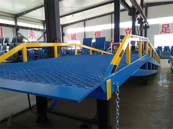 移動(dòng)液壓式登車橋價(jià)格報(bào)價(jià)當(dāng)?shù)刎浽?> </div>
				  <div   id=